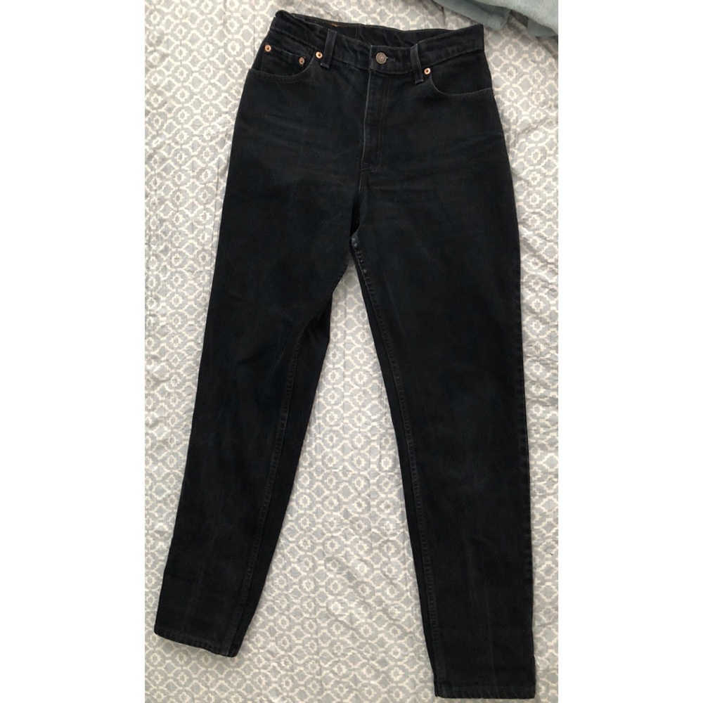 VINTAGE LEVI’S 550 JEANS